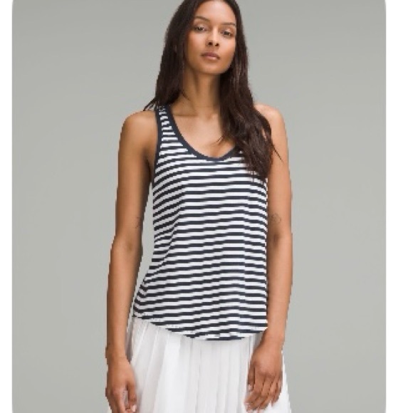 Lululemon Love Tank - Size 12 True Stripe True Navy White - Picture 1 of 3
